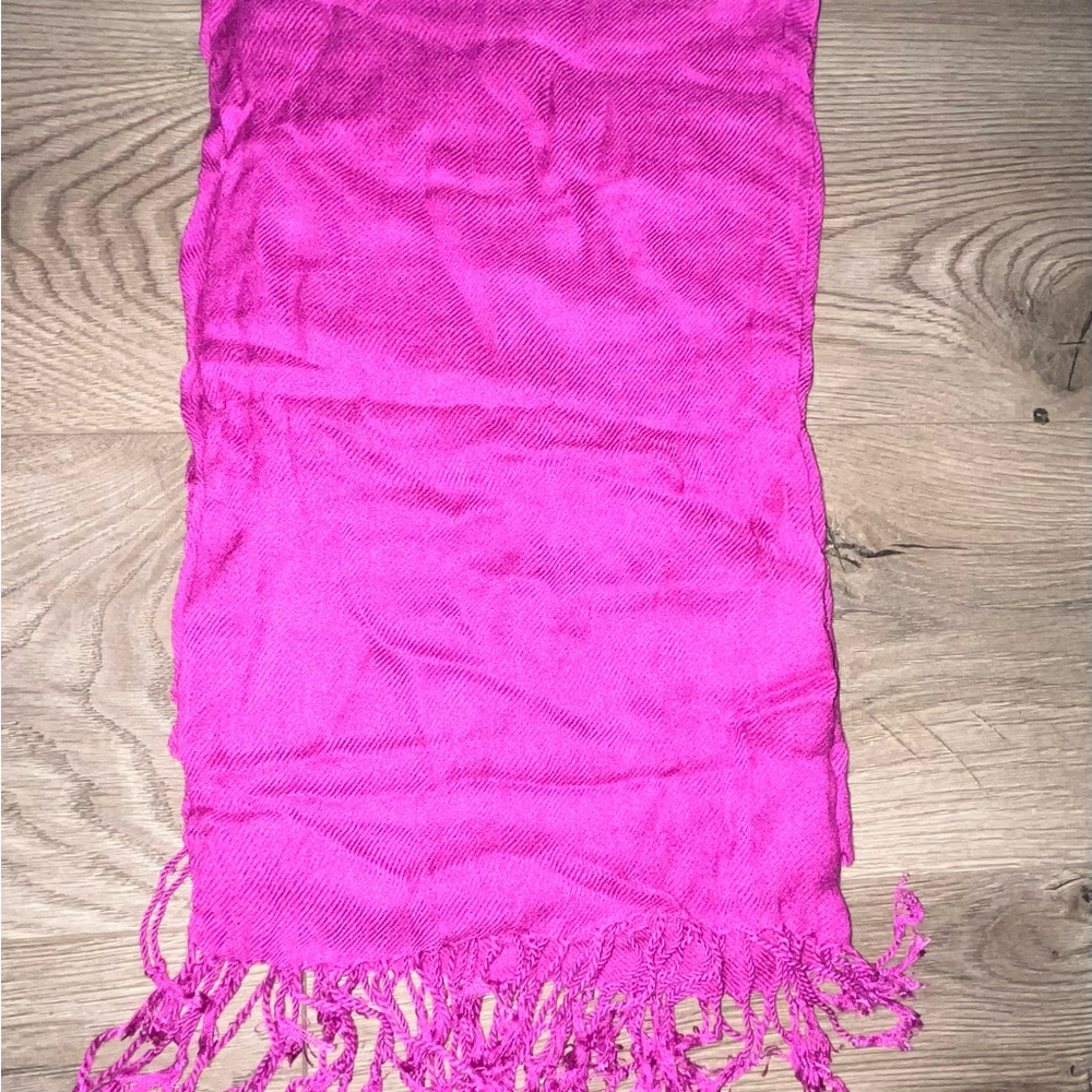 Vibrant Pink Pashmina with Fringe